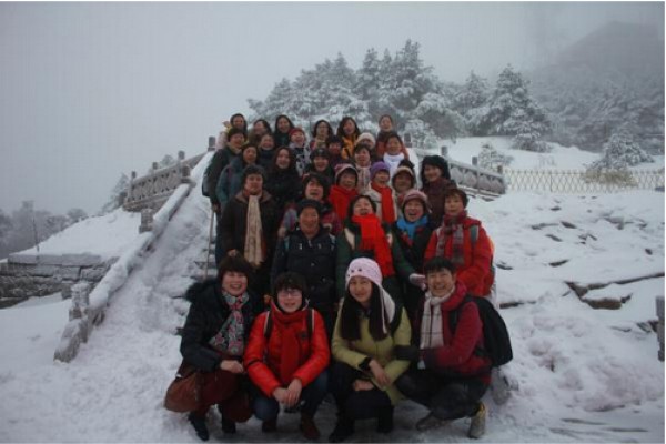 “三八”妇女节游黄山活动